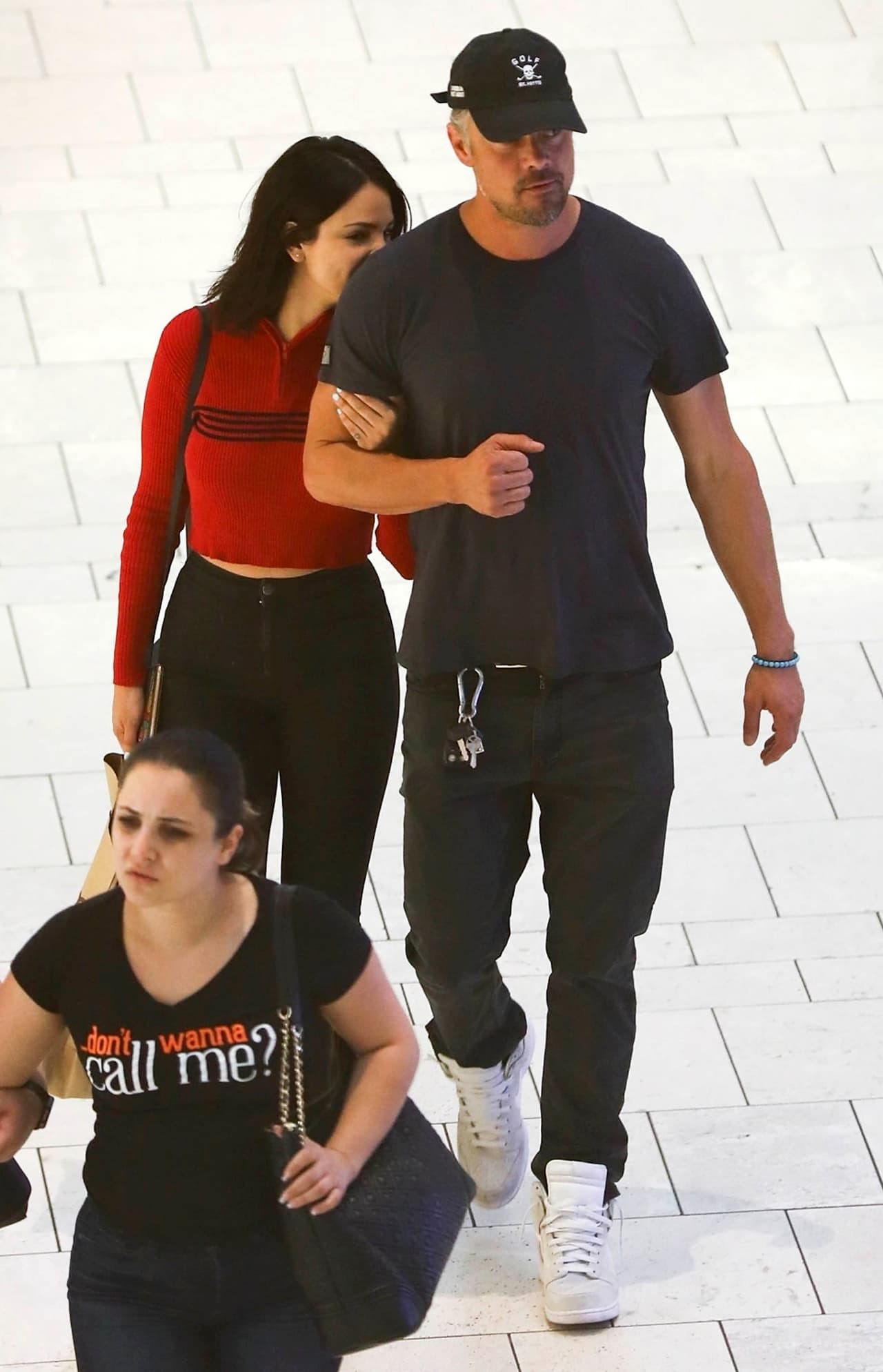 La pareja se dirigía a un centro comercial en Los Ángeles.
