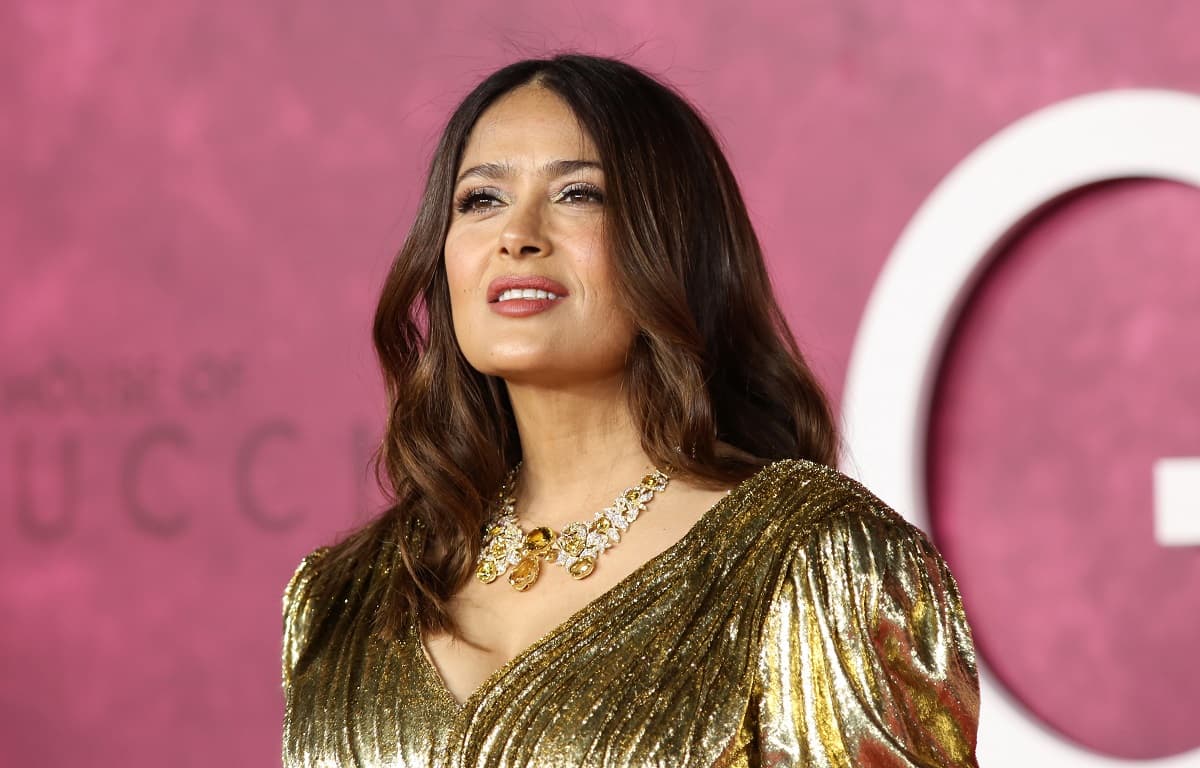 Salma Hayek: Las razones por las que es un ícono de la moda