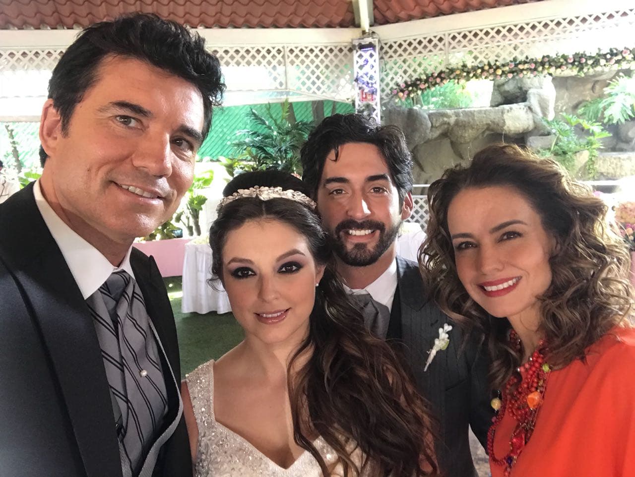 ¿Quién fue el mejor fotógrafo en la boda de Barbie?