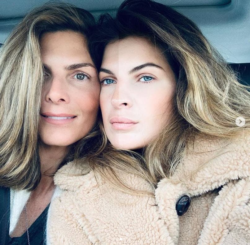La modelo, de 33 años, no es muy activa en redes sociales, sin embargo, no dudó en comentar la fotografía del cantante, quien mostró su nuevo look en la playa.
<br>