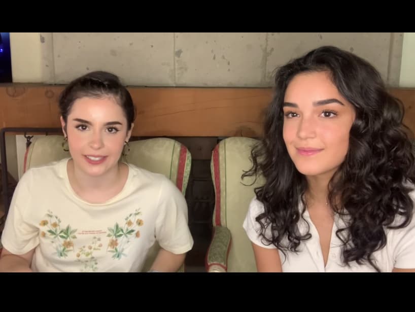 Mientras que Ana Paula, de 23 años, está por concluir sus estudios en Comunicación y Medios Digitales, con una especialidad en periodismo y otra en redes sociales, Alejandra, de 20 años, eligió la carrera de Negocios Internacionales y desea especializarse en finanzas.