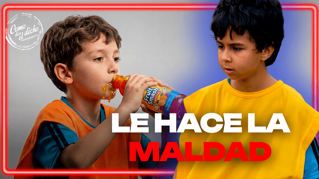 Aldo le da una bebida azucarada para hacerle la maldad a su amiguito diabético