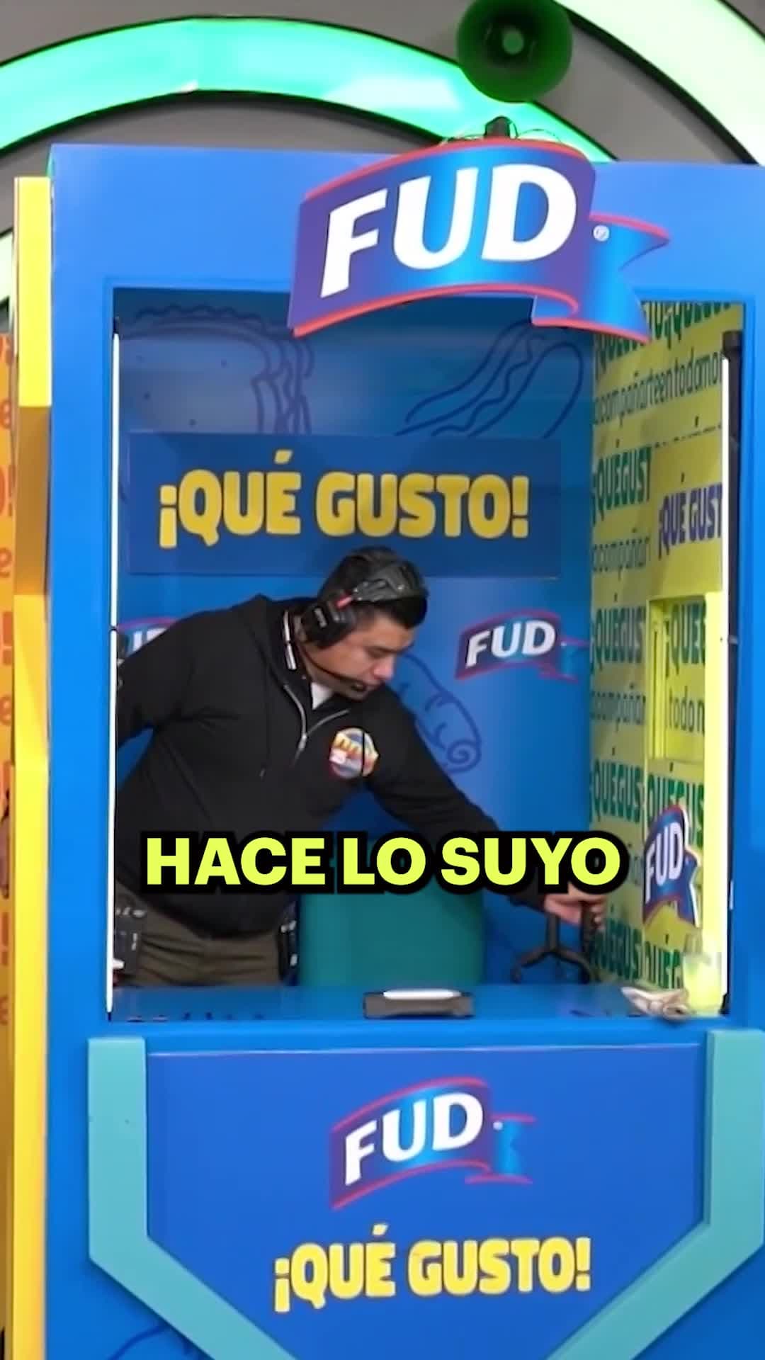 Jorge Anzaldo disfruta del postre "fracasado" de los Macanudos