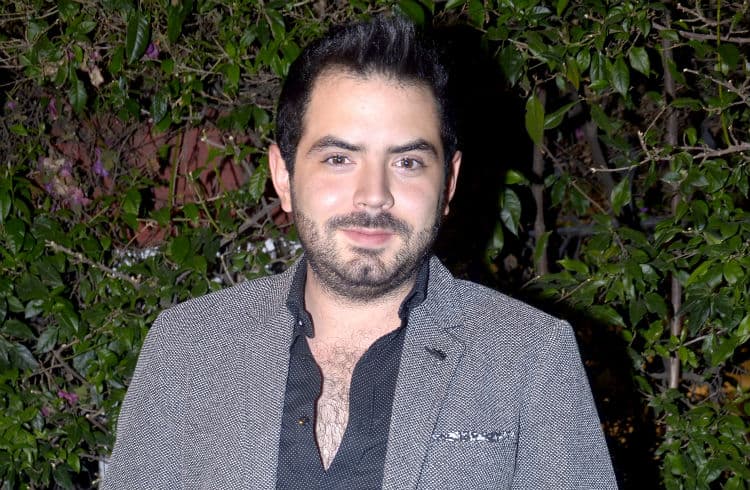 José Eduardo Derbez se ríe de su supuesta bisexualidad: “hazme la buena, tendría más mercado"