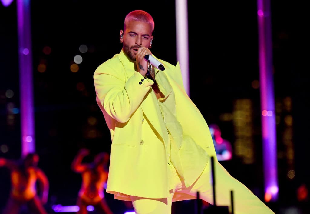 Gracias a este trabajo es como Maluma logró 12 nominaciones a Premio Lo Nuestro en las categorías: Álbum del Año; Canción del Año, por “ADMV”; Remix del Año, por “Hawái” en colaboración con The Weknd; en la misma categoría por el tema “Porfa” con Feid, Justin Quiles, J Balvin, Nicky Jam y Sech; Colaboración ‘Crossover’ del Año, por “Hawái” con The Wekend; Canción del Año – Pop, por “ADMV”; Canción del Alo -Pop /Banda, por “ADMV”; Artista Masculimno del Año -Urbano; Canción del Año -Urbano, por “Hawái”; Colaboración del Año – Urbano, por “Qué Pena” con J Balvin; y Álbum del Año – Urbano, por ‘Papi Juancho’.