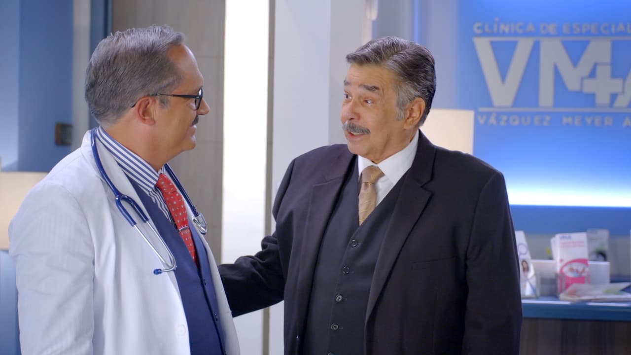 Jorge Ortiz de Pinedo, quien era el original 'Cándido Pérez' apareció el primer capítulo, poniéndole la bata al nuevo intérprete del personaje: Arath de la Torre, para pasarle la estafeta simbólicamente. 
<br>Esta aparición también significó un 'crossover' entre 'Dr. Cándido Pérez' y 'Una familia de diez', pues la aparición de Jorge Ortiz de Pinedo fue con su personaje de 'Plácido López', padre de 'Martina', quien está embarazada y a punto de dar a luz, por lo que el 'Dr. Cándido' se convierte en su ginecólogo.