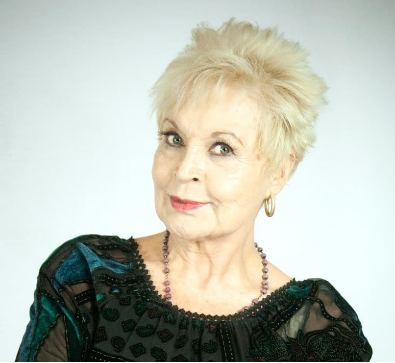 Guadalupe Lara Ochoca nació el 6 de diciembre de 1950 en la Ciudad de México y, aunque no lo creas, su debut fue a los 5 años en teatro y programas de televisión.