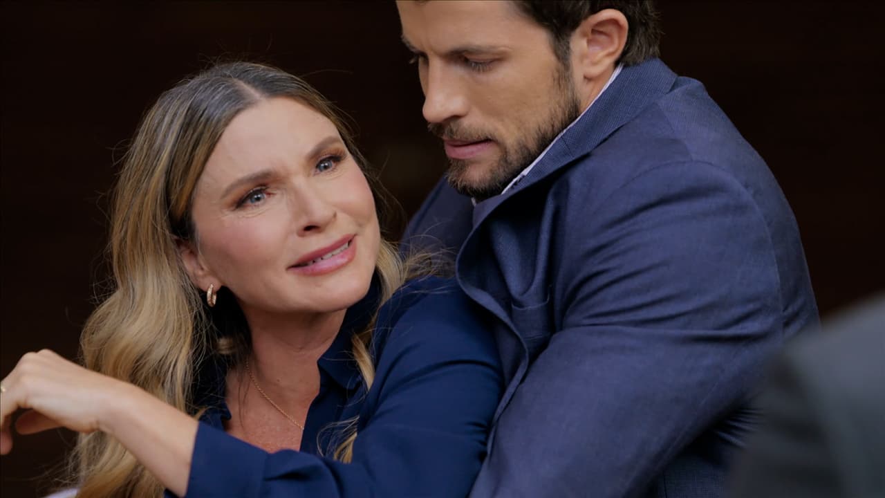 Amparo enloquece por la maldad de Paula