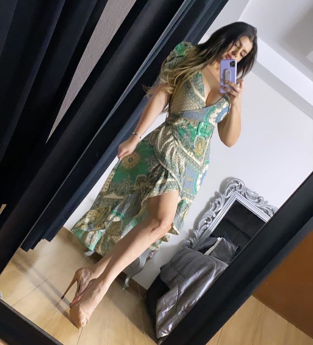 De acuerdo con su perfil de Instagram, Mariana cuenta con más de 476 mil seguidores y es empresaria. Además, a su cargo está la tienda Dashan’s Boutique, de la que es dueña junto a sus hermanas.
