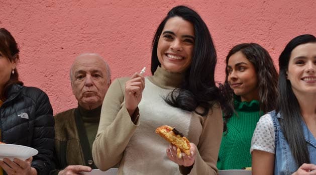 Elenco y producción de Sin tu mirada parten Rosca de Reyes