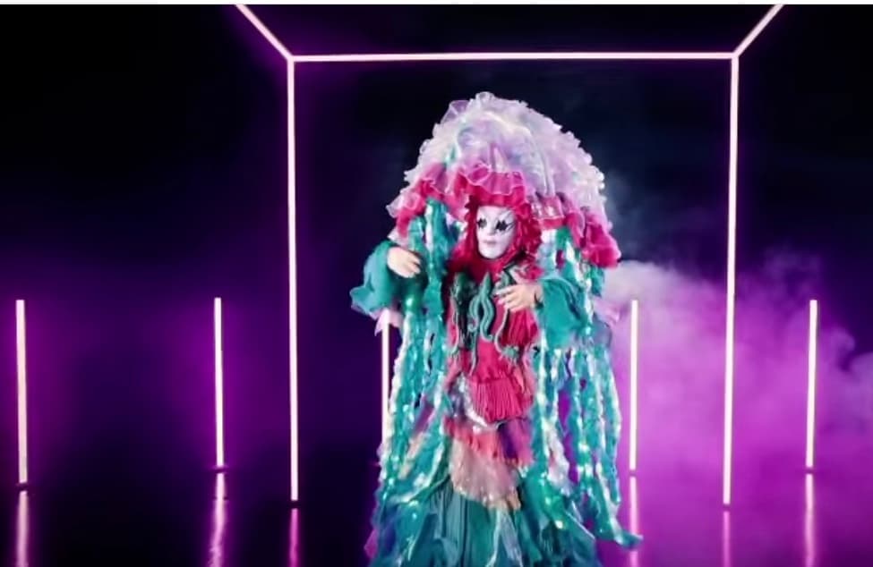 Bella y ligera, Medusa está lista para unirse a ¿Quién es la Máscara? 2020