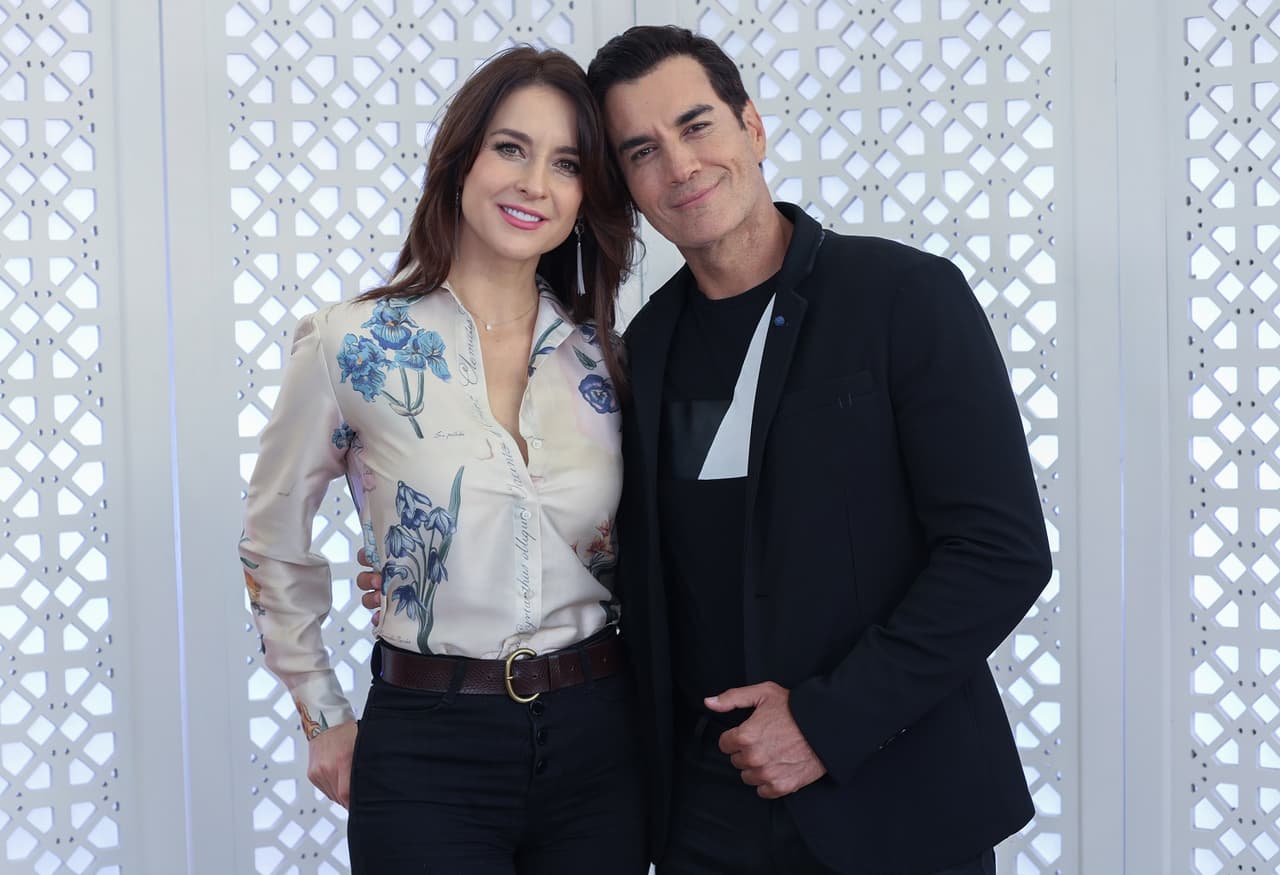 El productor Nicandro Díaz alista su nueva telenovela que llevará por nombre ‘El Amor Cambia de Piel’, que protagonizarán Susana González y David Zepeda. A continuación, te presentamos en fotos al elenco completo de la telenovela.