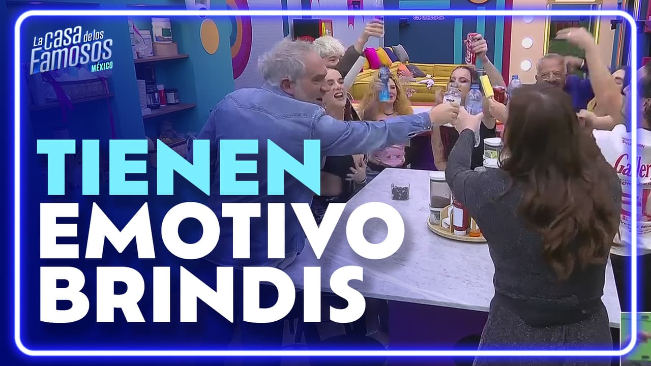 Gala, Briggitte, Karime, Arath y Mario tienen un emotivo brindis con sus familiares