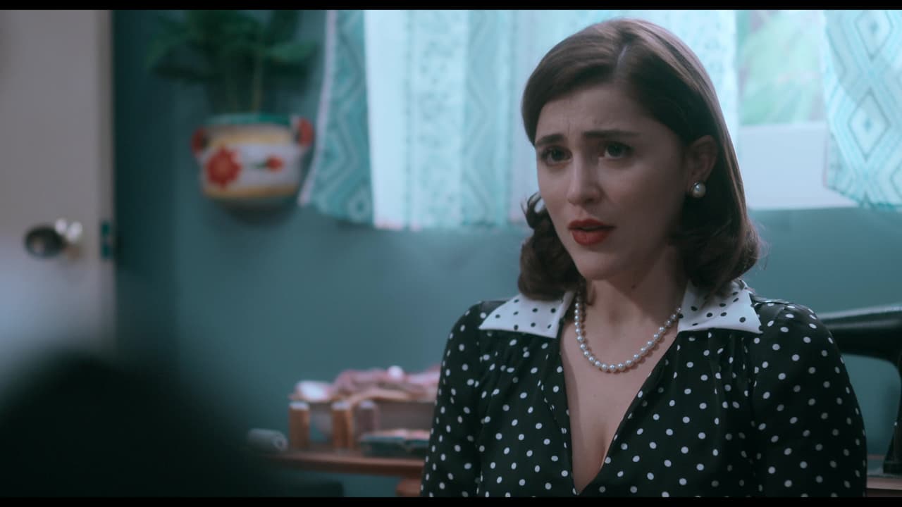 Consuelo: Tras incesantes preguntas, Consuelo le revela la verdad a sus hijos