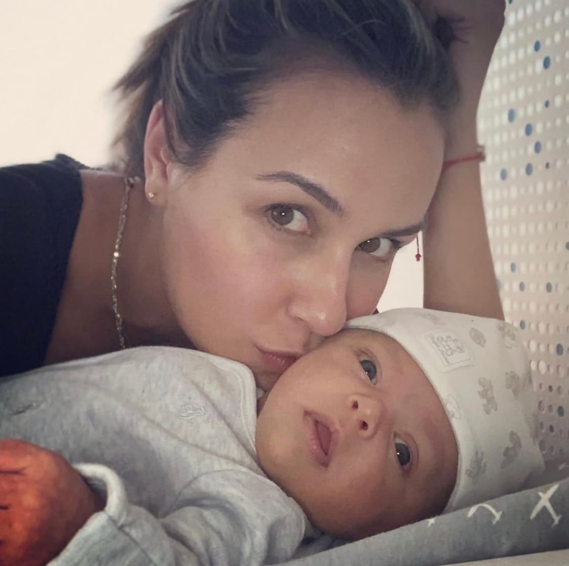 Así, Rocco Borghetti Ramírez nació el 24 de abril de 2019, llegando a completar la familia y siendo el último hijo de la pareja, quienes han revelado que después de él decidieron "cerrar la fábrica".