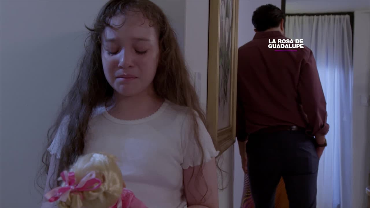 Preocupado, Luciano le pregunta a Marta si Dante le ha hecho algo, pero ella asegura que su entrenador siempre la ha tratado bien.