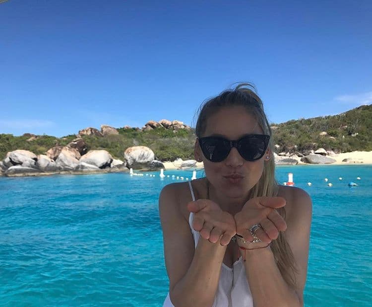 Anna Kournikova comparte la tierna foto de su hija a más de dos meses de su nacimiento