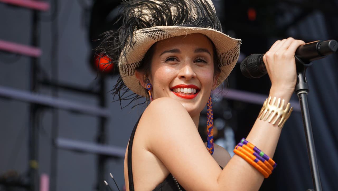 El jazz inundó el show con los colombianos de Monsieur Periné.