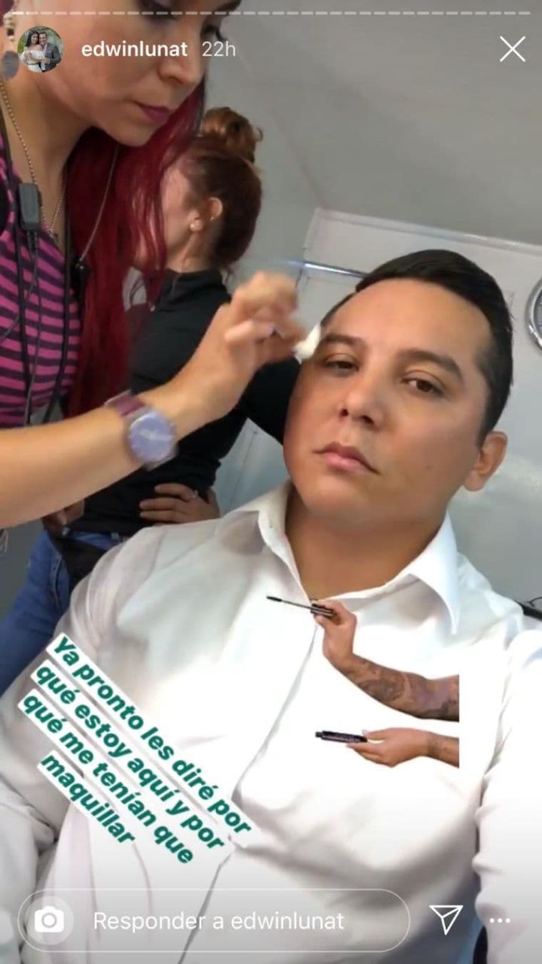 Edwin Luna aparece nuevamente maquillándose y explica por qué lo hace