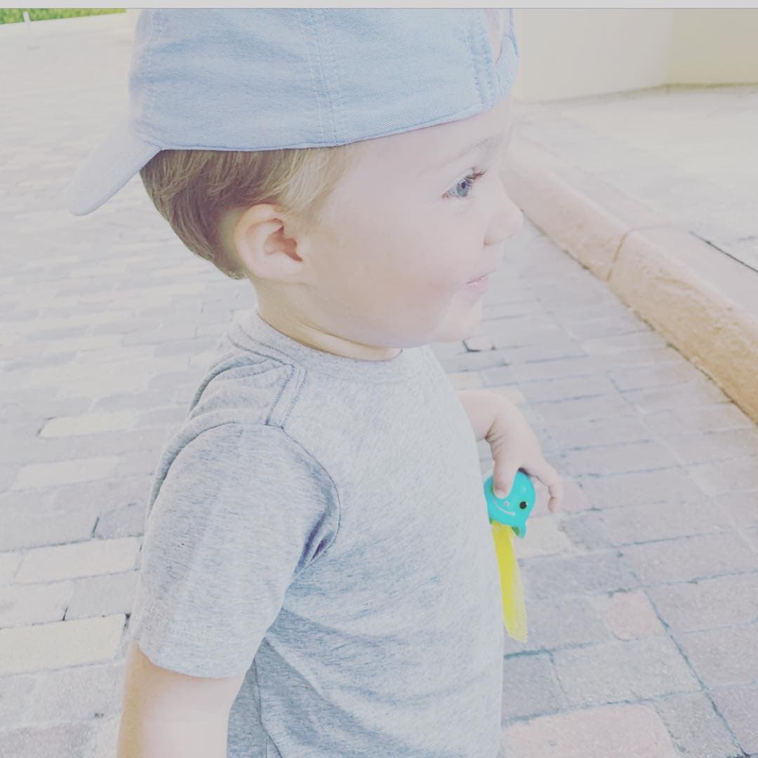 A través de las redes sociales, Anahí ha mostrado lo mucho que ha crecido Manuel con el paso del tiempo, ganando miles de likes gracias a su ternura y carisma.
