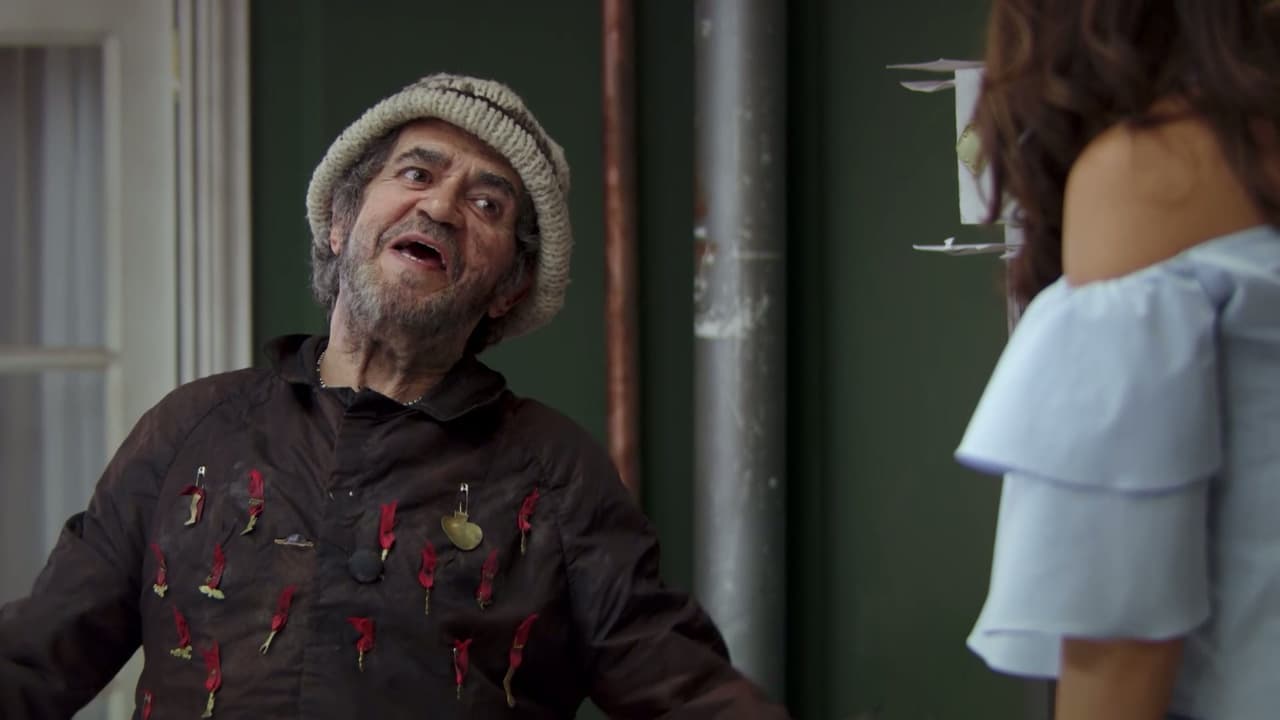"¿Ya me lo va a echar en cara? ¡Claro! El rico siempre humillando al pobre, como si un tamal llenara el vacío en la vida errante de un vagabundo"