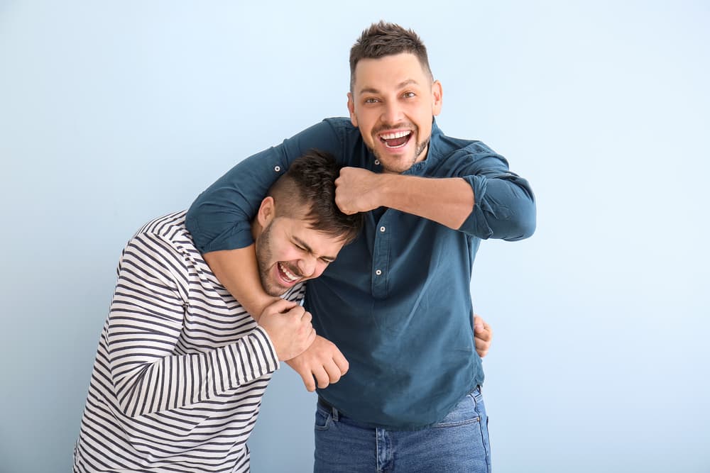 Inventan en TikTok el Día del mejor amigo el 10 de octubre y esto deberías regalar según Internet