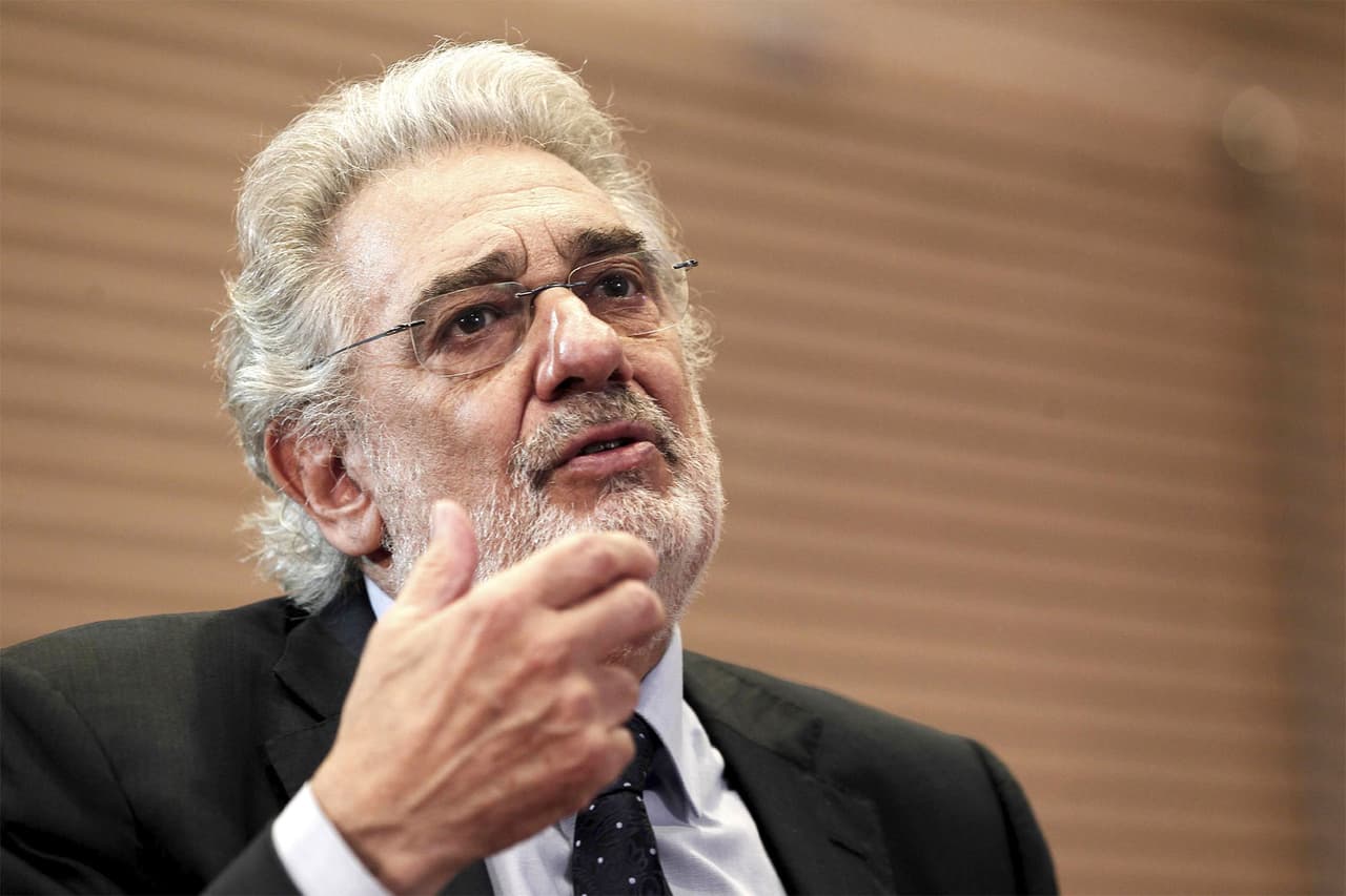 Plácido Domingo admite acoso a 27 mujeres y se disculpa: "lamento el dolor que les causé"