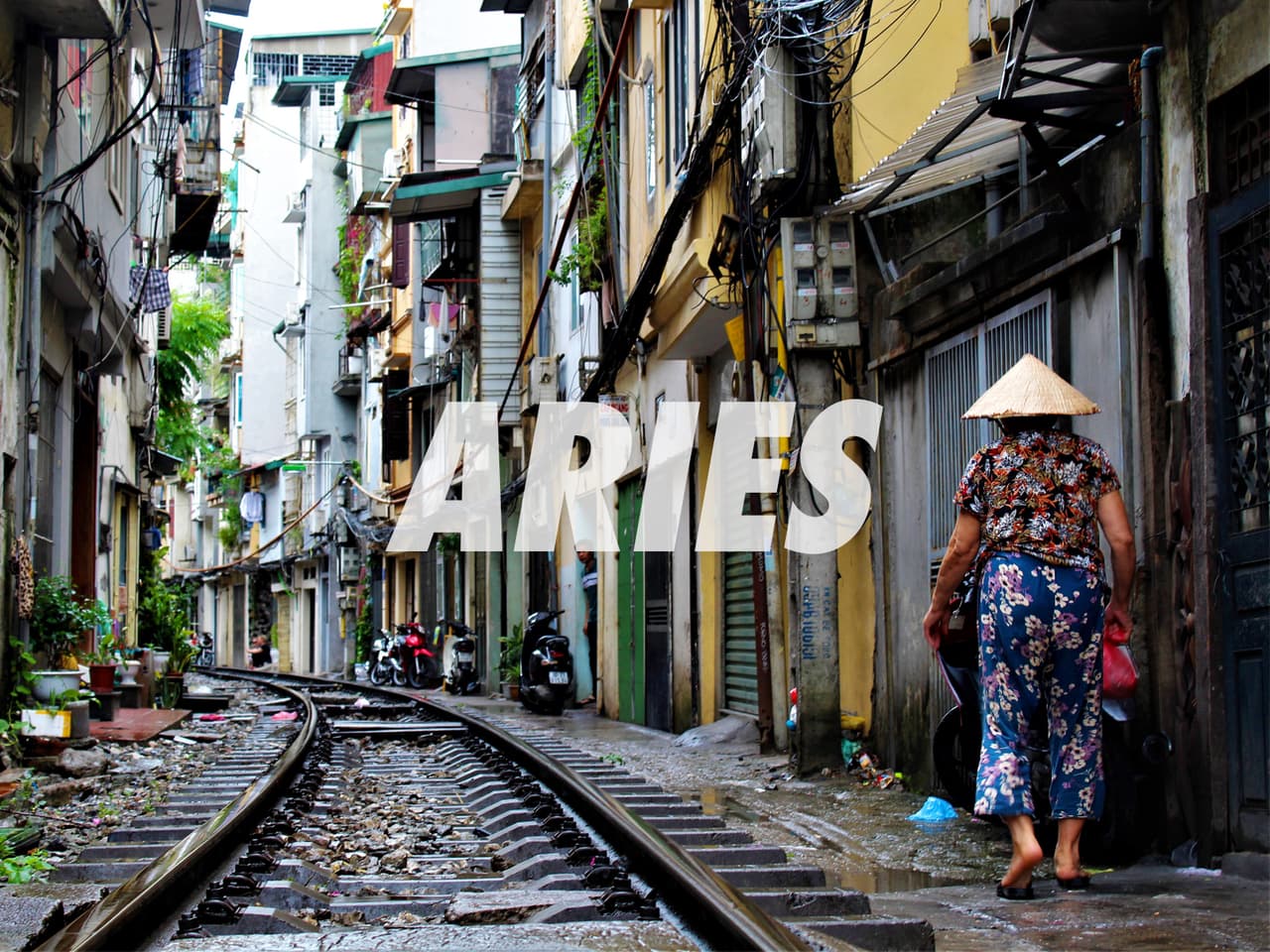 ARIES – HANÓI, VIETNAM. Un signo aventurero y quizá el más impulsivo de todos. Es enérgico, le resulta difícil quedarse quieto y por lo general siempre va un paso delante de los demás (en todos los sentidos posibles). La capital vietnamita lo retará y lo motivará a sacar ese líder que lleva dentro. La gran oferta gastronómica, cultural, arquitectónica e histórica que ofrece la ciudad será ideal para mantenerlo entretenido en todo tiempo.