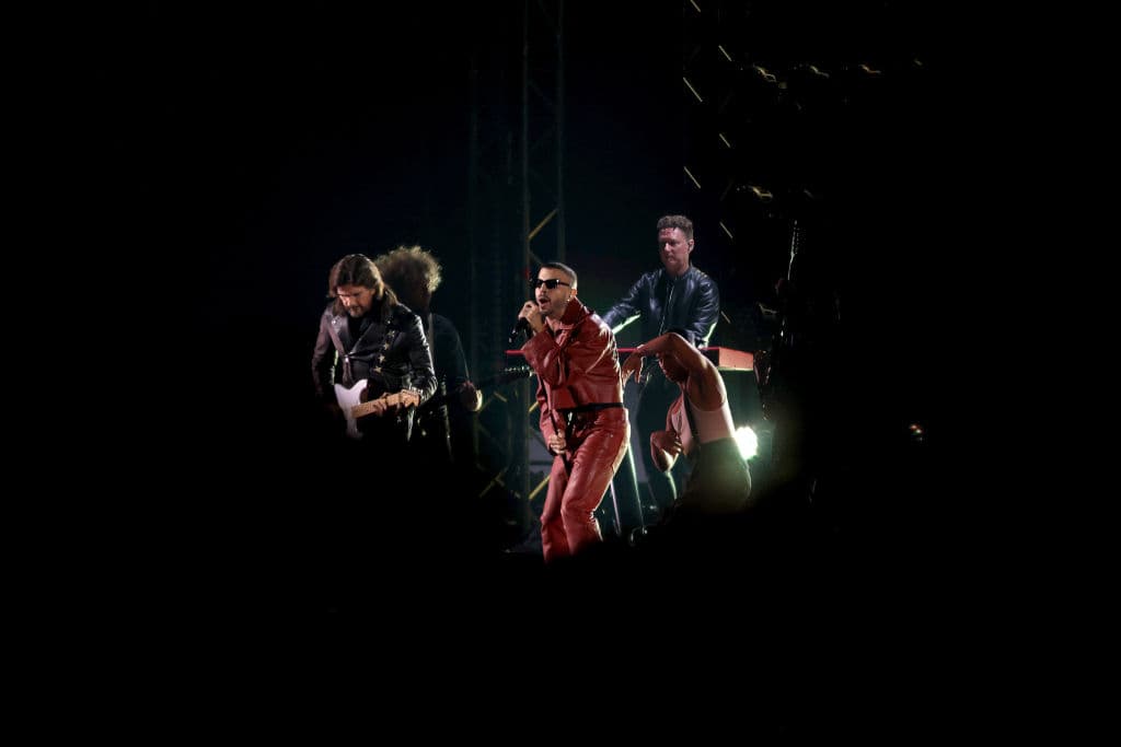 Juanes y Rauw Alejandro en los Latin GRAMMY 2023