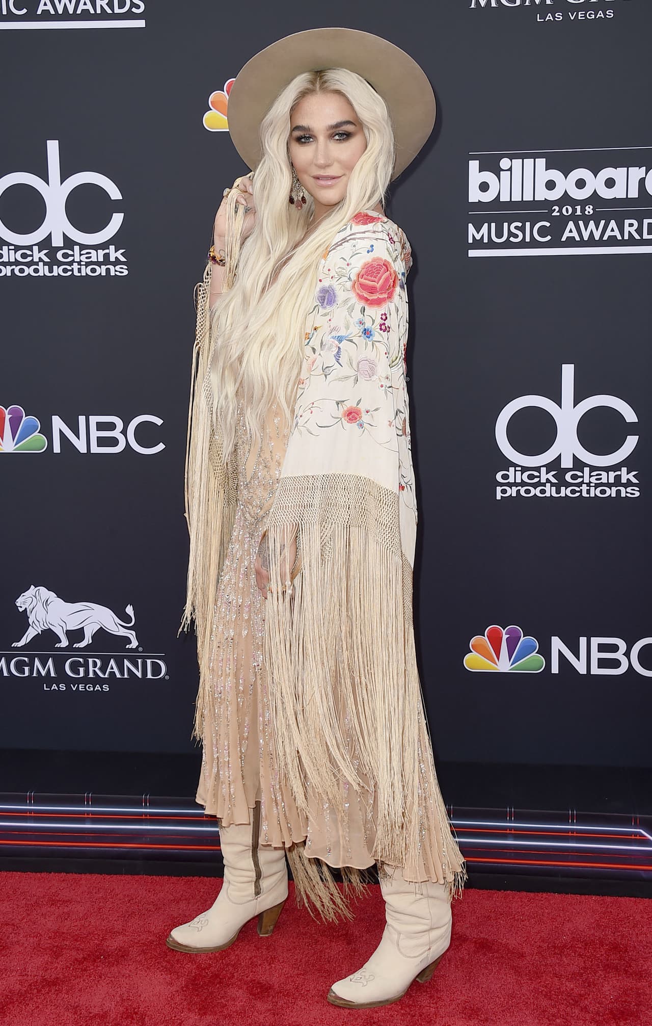 Kesha fue una de las más entrevistadas por la prensa.