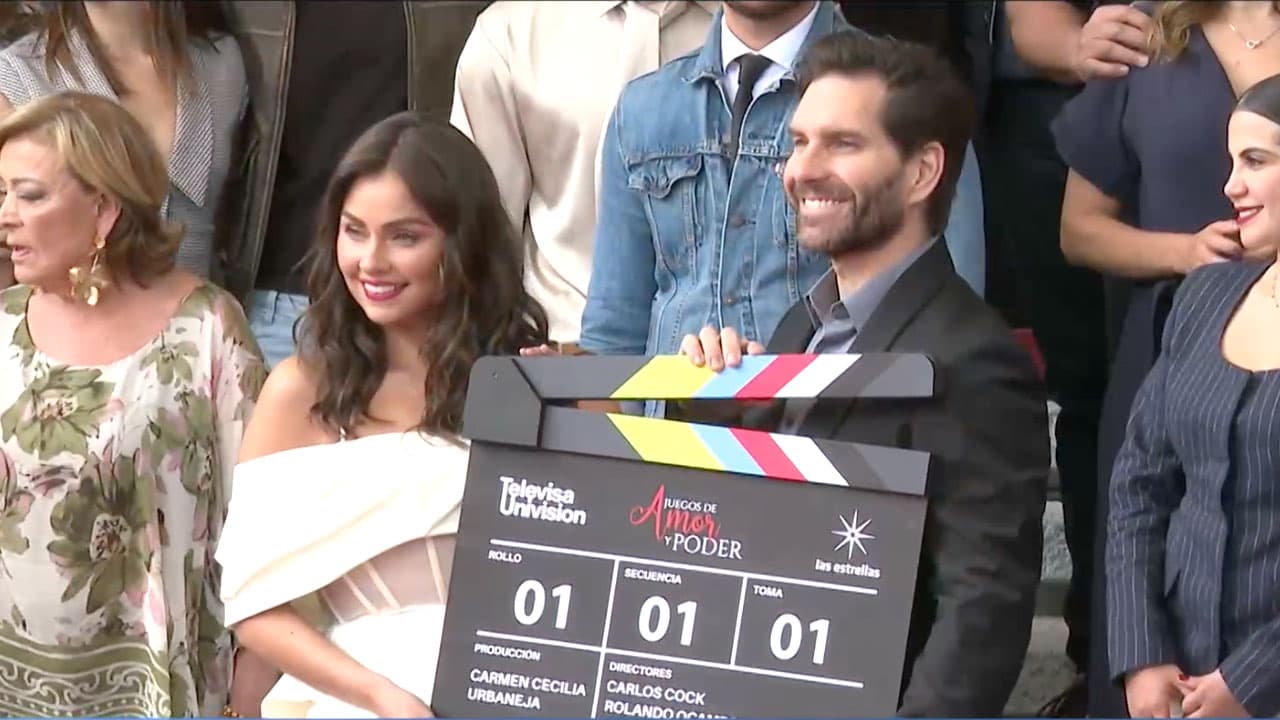 Claudia Martín y Arap Bethke deslumbran en la presentación del elenco de ‘Juegos de amor y poder’