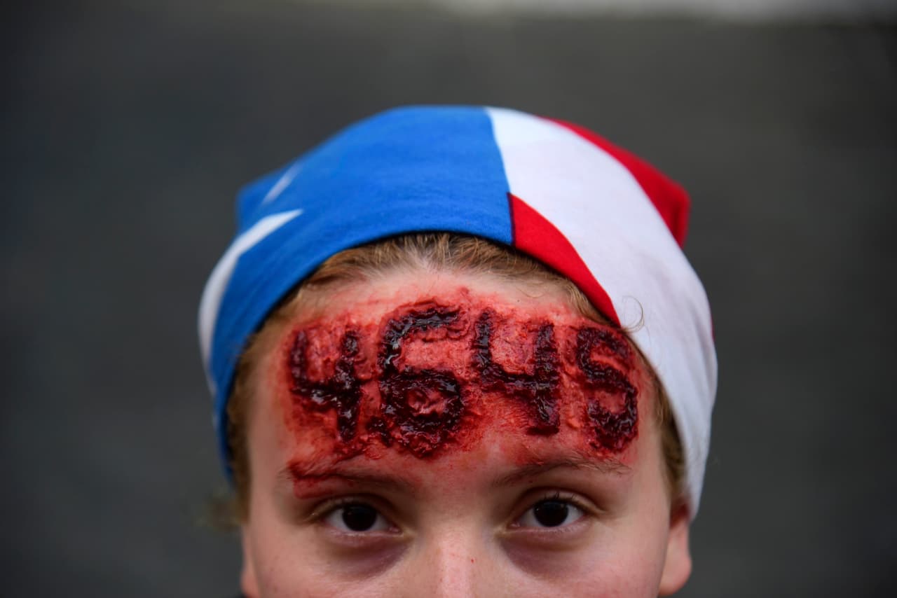 Mientras el gobierno presentó la cifra de 64 muertos por el huracán, estudios determinaron que fueron más de 4 mil 600. Los puertorriqueños piden el reconocimiento de sus víctimas.