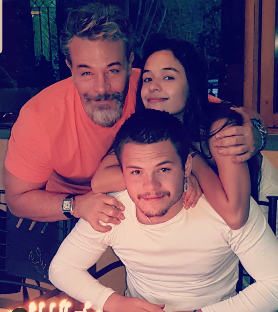 El 30 de mayo de este año, el actor de 'Destilando Amor' festejó el cumpleaños número 22 de sus hijos con una publicación en su cuenta de Instagram.