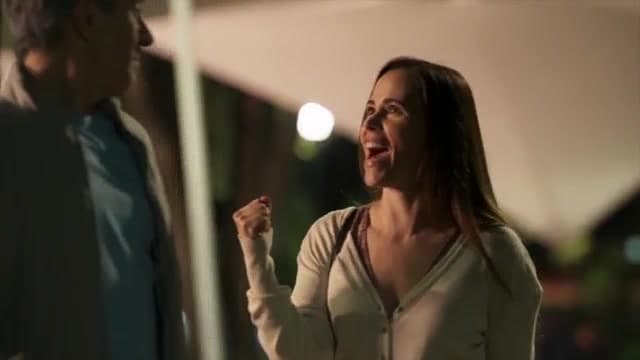 Dolores le pide un taquito de tripa a Pablo