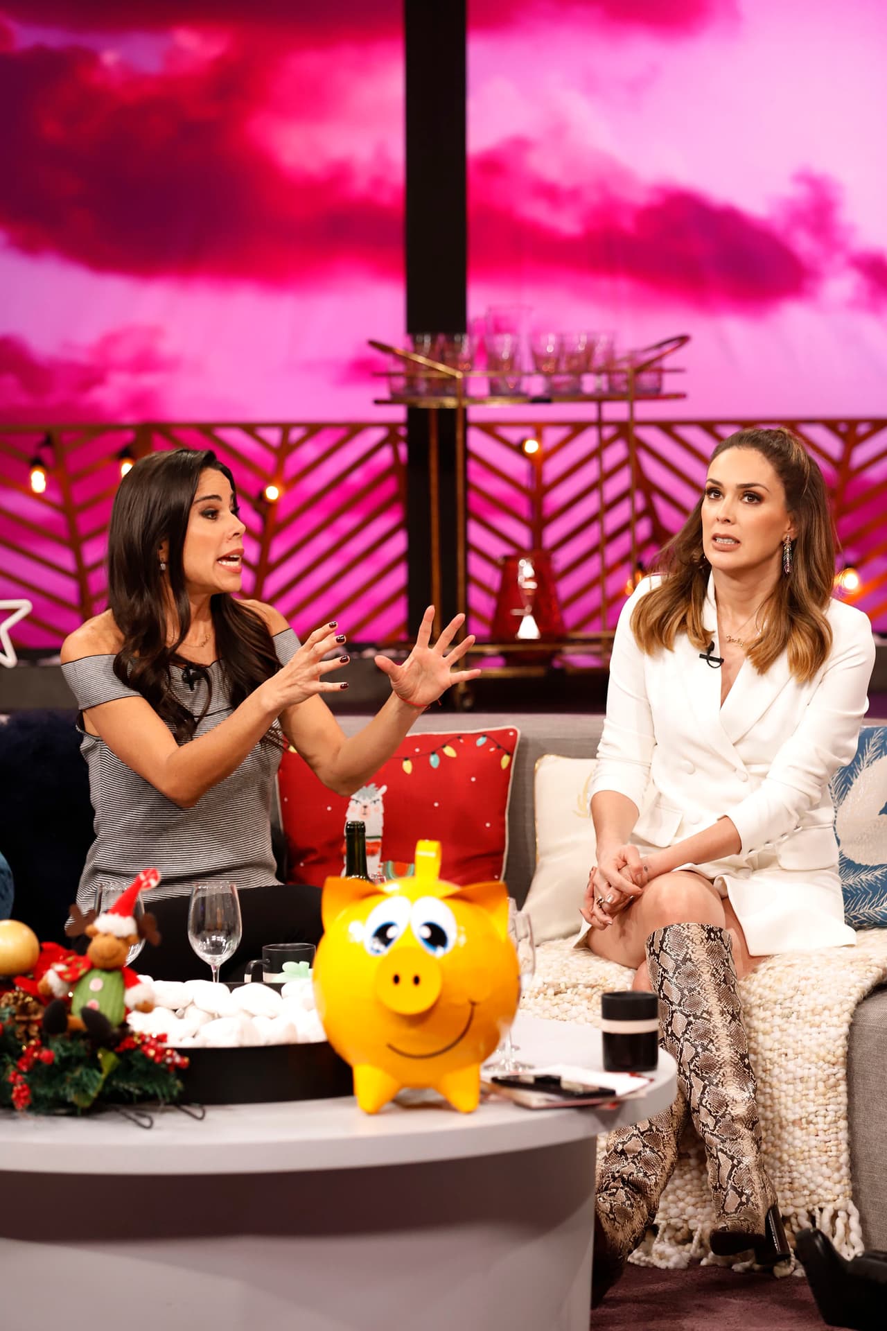 ‘Se aprende a vivir con el dolor, pero nunca se supera’: Jacky Bracamontes sobre perder a un hijo