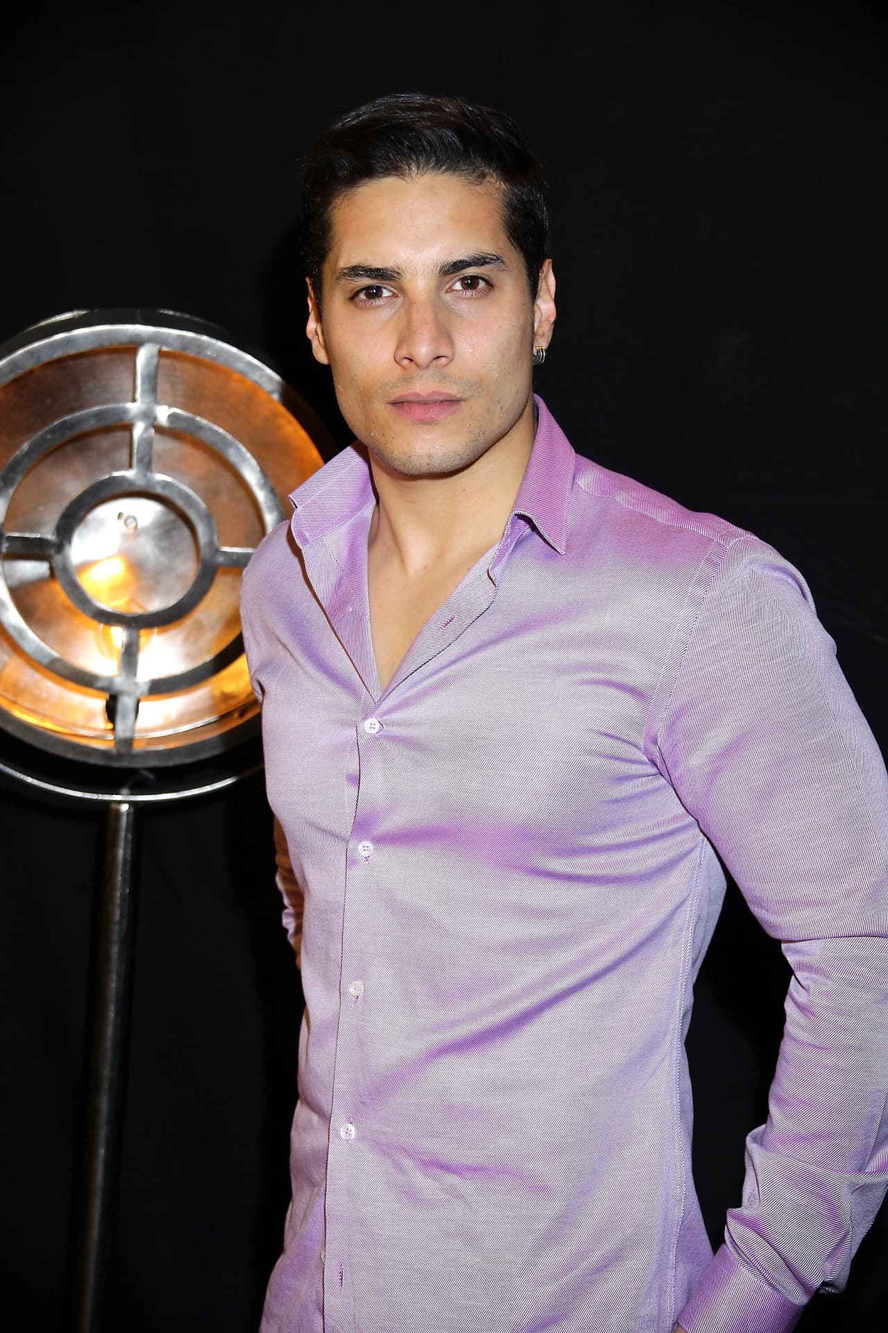 Después de protagonizar la exitosa trilogía ‘Sin Miedo a la Verdad’, Álex Perea se integra al elenco de ‘Si Nos Dejan’.