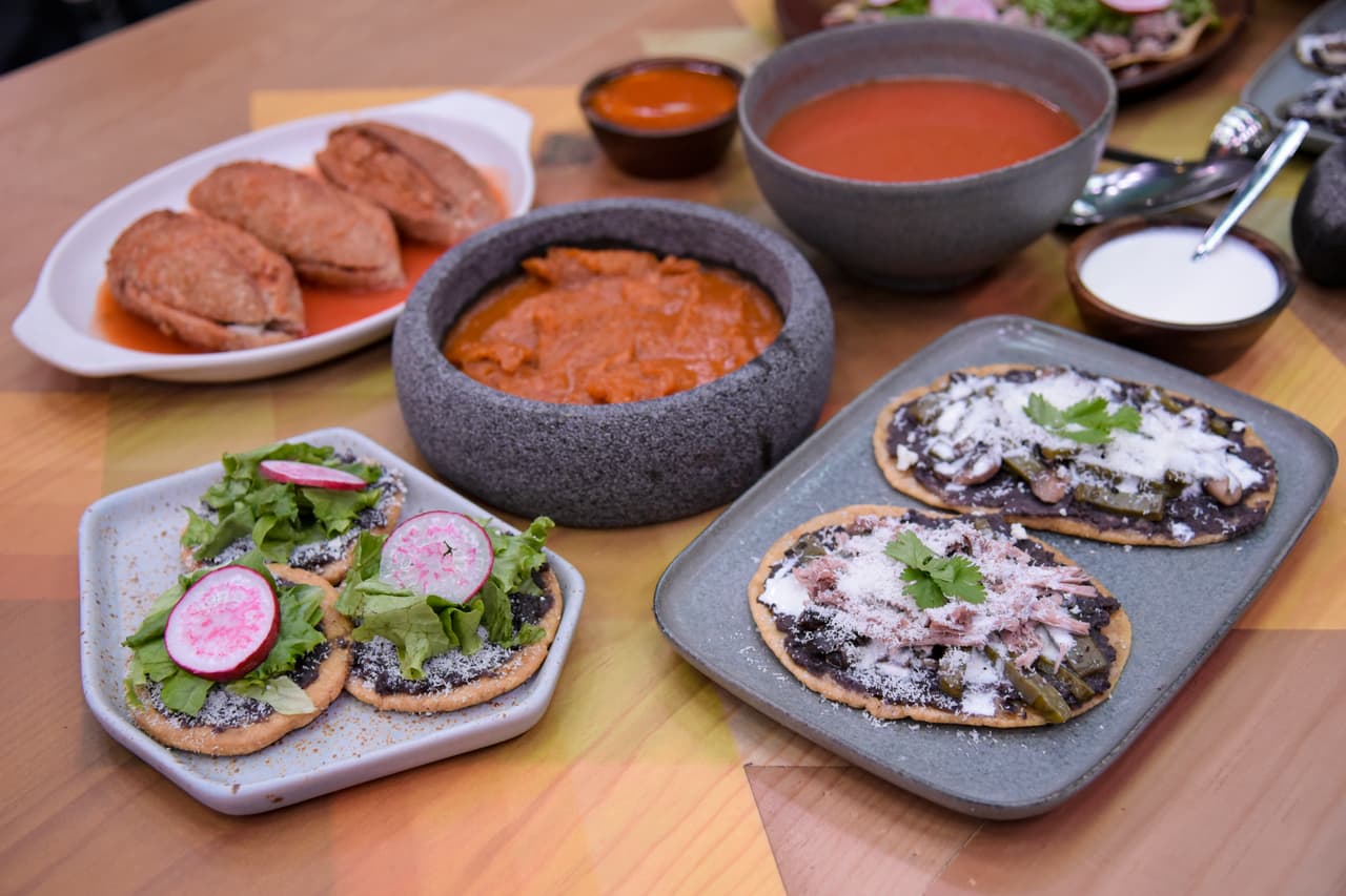 ¡Un reto delicioso!, las familias se lucieron elaborando tostadas, tlayudas, huaraches, picadillo, quesadillas y gorditas. Todo acompañado de exquisitas salsas picantes.