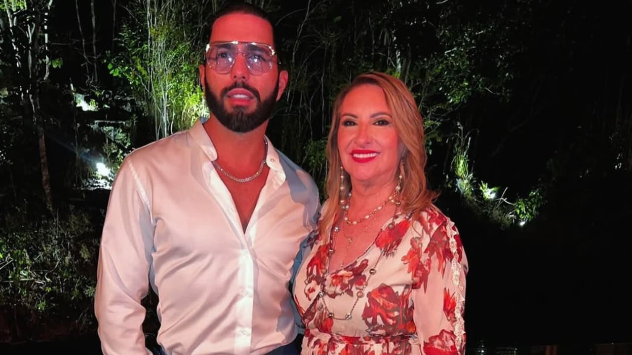 Poncho De Nigris enfrenta a su mamá en un tenso reencuentro lleno de reclamos: "ya no me vas a manipular"