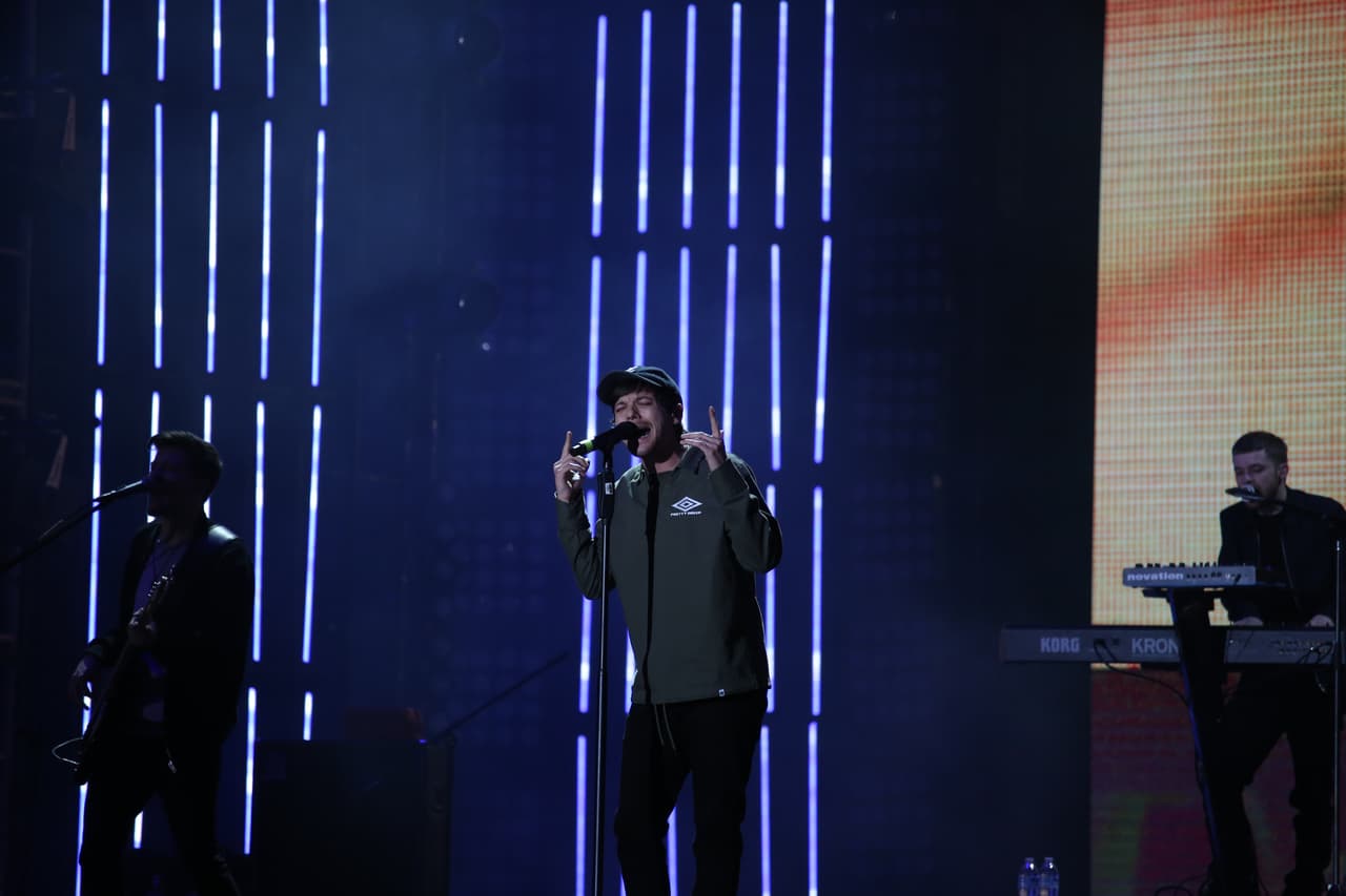 Louis Tomlinson enloqueció a los fans con una probadita de One Direction