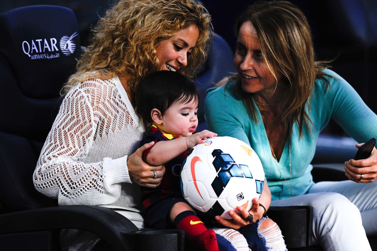 Reportes españoles aseguran que Montserrat Bernabéu no es la mala del cuento.