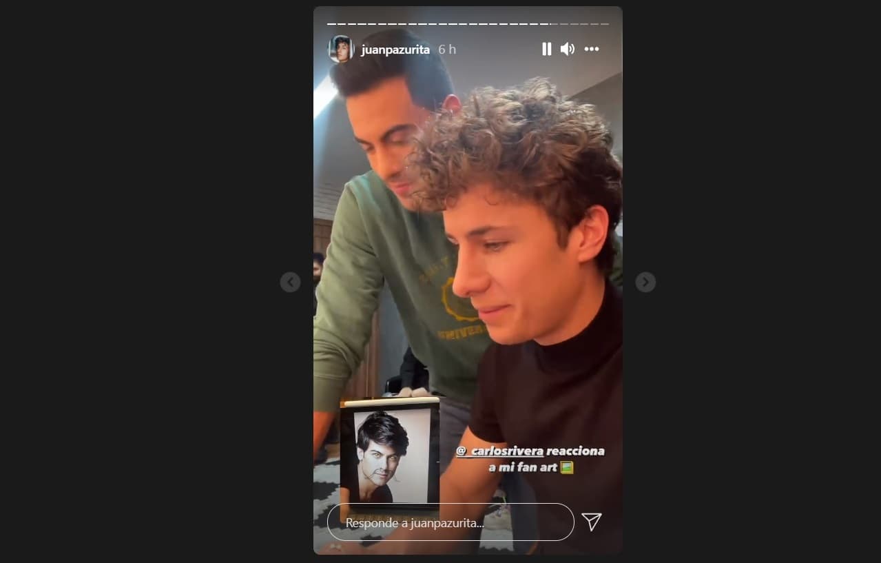 Juanpa Zurita hace divertida broma a Carlos Rivera en los camerinos de ¿Quién es la Máscara?