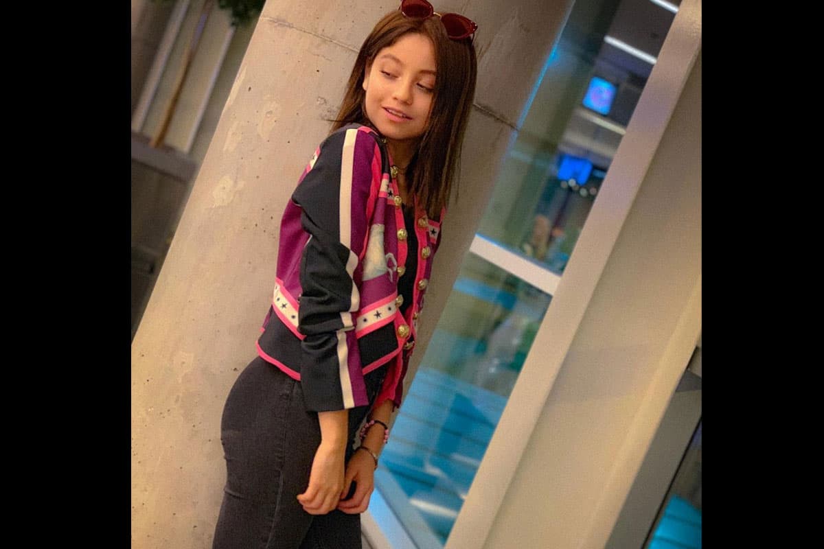 También ha sido reconocida al obtener Premios Kids’ Choice Awards en México, Argentina y Colombia.