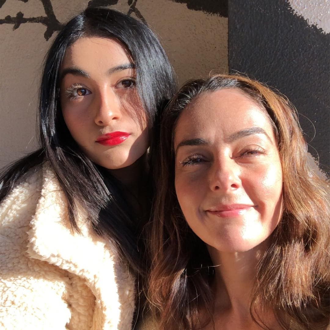 Además de su faceta como madre, la cual confesó no ha sido fácil de sobrellevar: "Nadie te enseña a ser mamá, tienes que ir descubriendo y explorando durante la marcha, no todos somos perfectos, pero ahí vamos", dijo en 2016 a Un nuevo día.