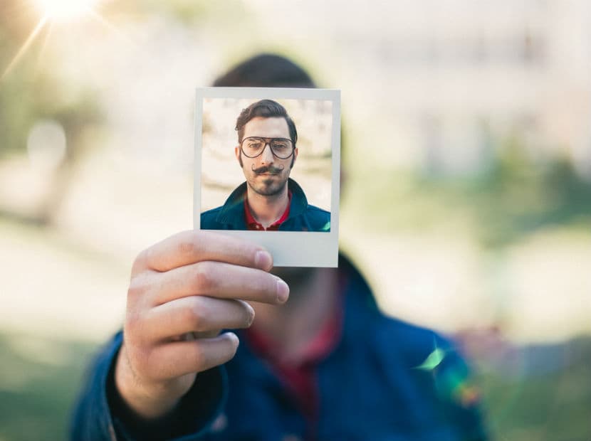 Virgo. Le sobresalta perder el control de las cosas, son compulsivos en ser útiles y en medir todo. Es incapaz de salir del refugio que lo limita de explorar la vida.