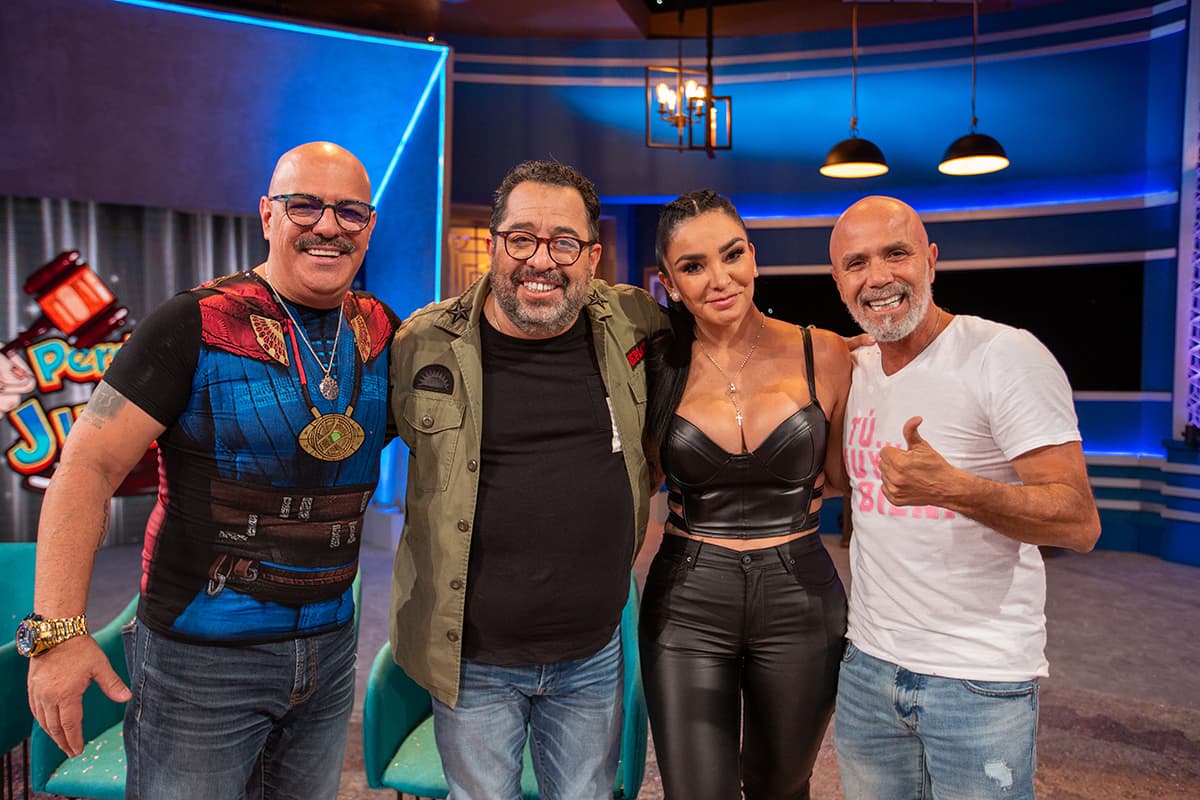 Guerra de chistes fue invitado al programa de este lunes 30 mayo, el capítulo 6 de la segunda temporada.