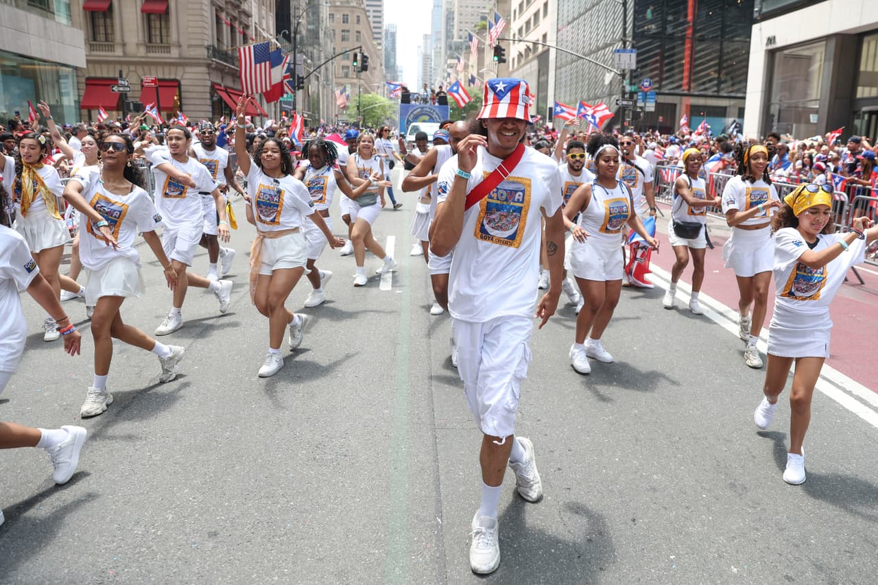 Desfile Puertorriqueño retoma las calles con encanto y con primor, a las puertas del verano en Nueva York