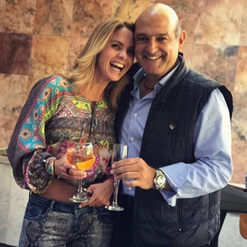 Lucero y Michel muestran su amor en redes sociales