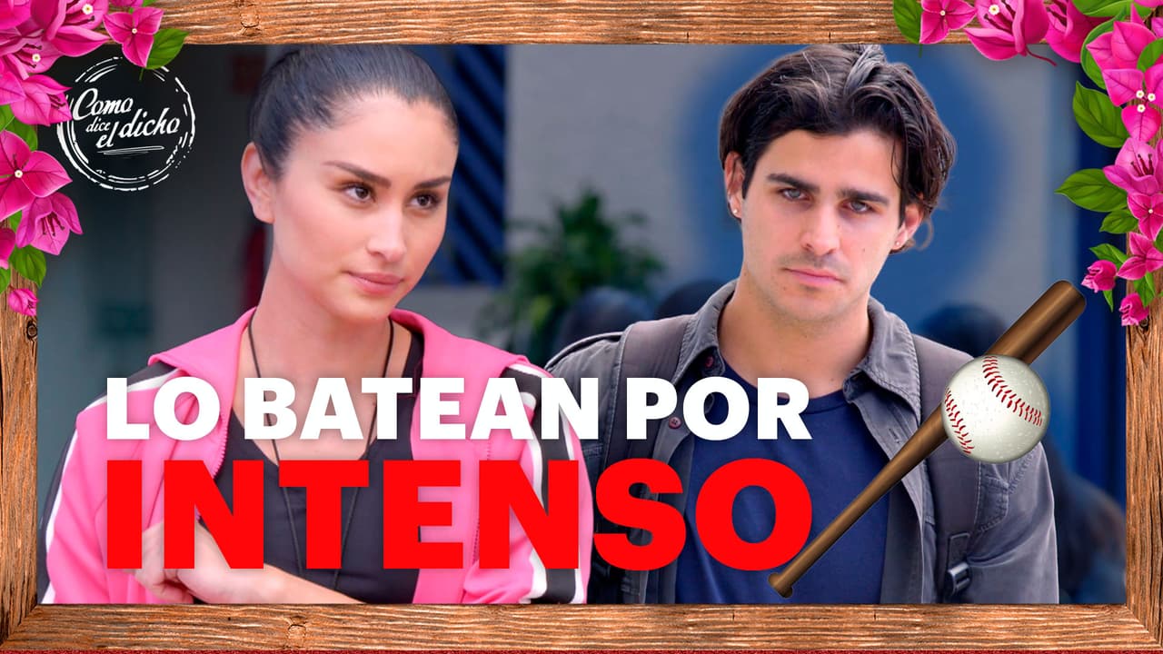 Gerardo intenta conquistar a su guapísima maestra pero ella lo batea sin piedad