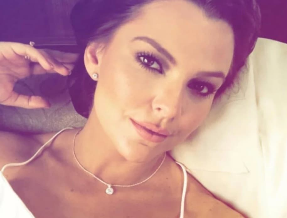 Marjorie de Sousa cautiva en bikini pese a pleito con Julián Gil