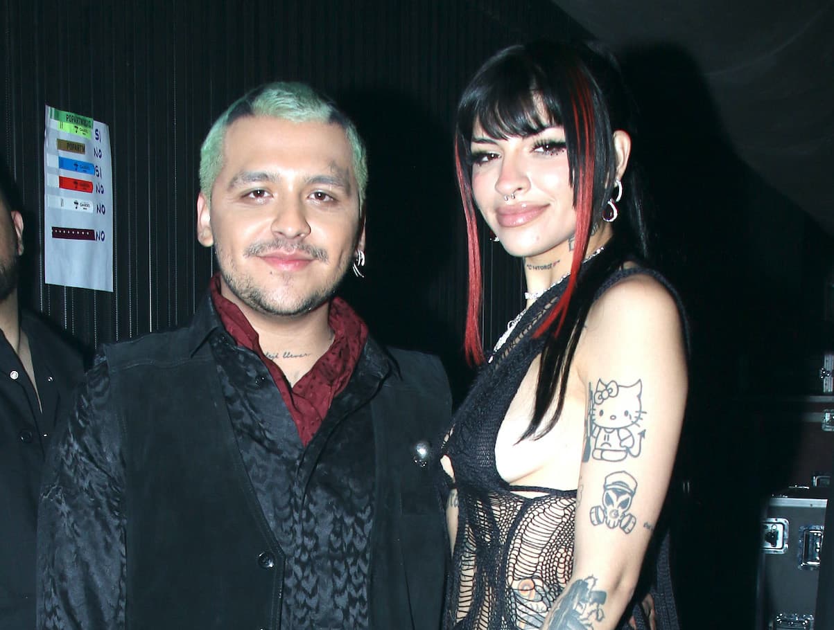 Cazzu cautiva al aparecer así por primera vez junto a Christian Nodal